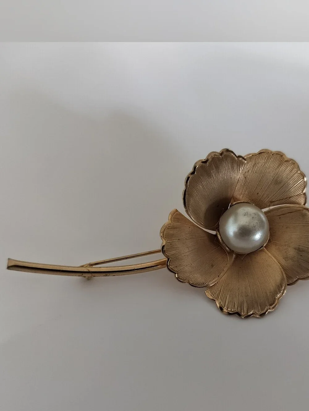 Vintage 1956 Magnetic Flower Brooch – U.S. Patent 2,752,764 MCM